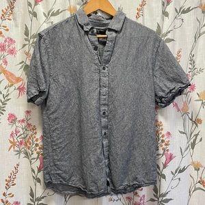 Men’s short sleeve button up